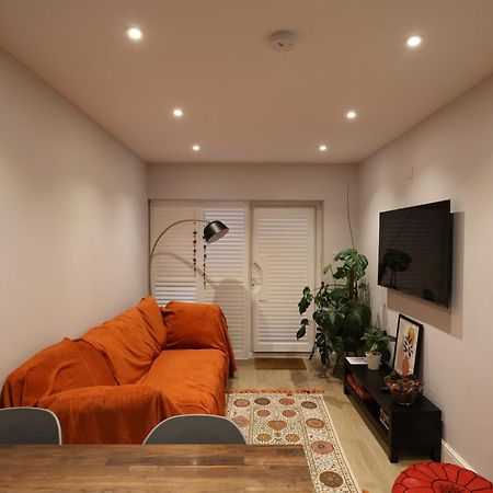 דירות סאטון Little Vine - Beautiful Ground Floor Flat In South London מראה חיצוני תמונה